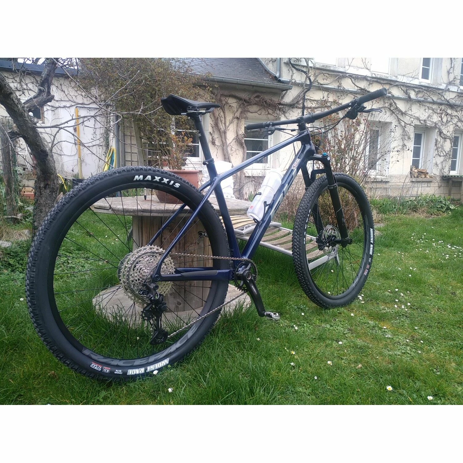 VTT Semi-rigides - L - 29'' 1 VTT Semi-rigides - L - 29''