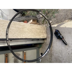 Commencal VTT Tout Suspendus - L - 29'' -Magasin De Vélos Orbea commencal meta am 29 team 2020 5