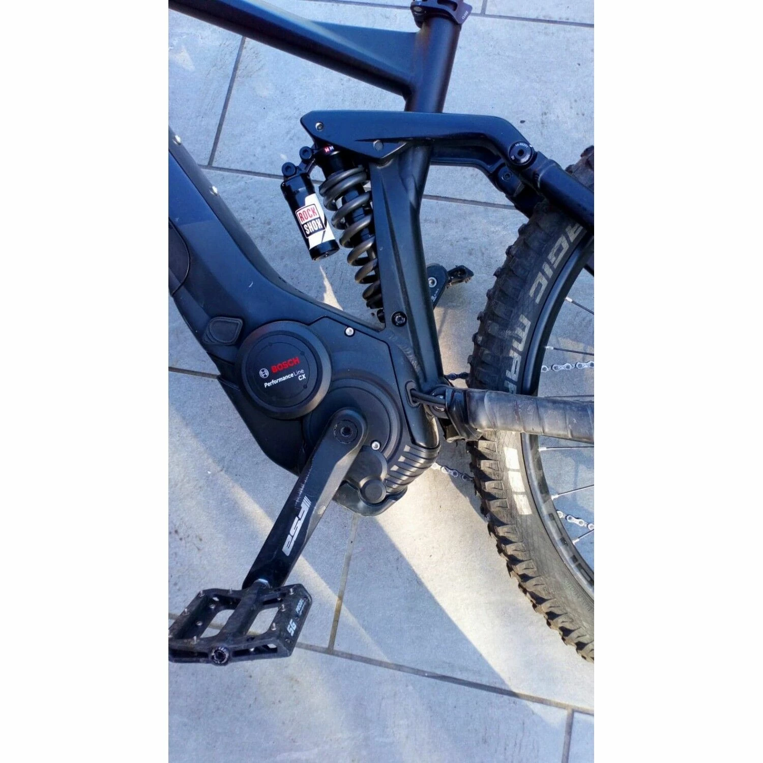 VTT électriques Cube - M - 27.5'' Plus 2 VTT électriques Cube - M - 27.5'' Plus – Image 2