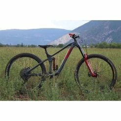 VTT Tout Suspendus Cube - M - 29''