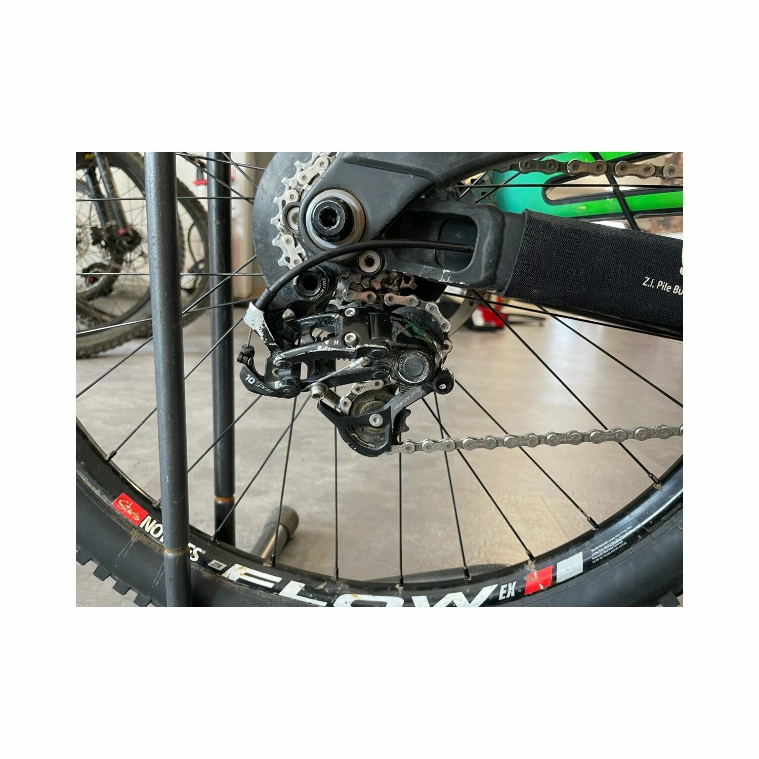 VTT - M - 27.5'' 4 VTT - M - 27.5'' – Image 4