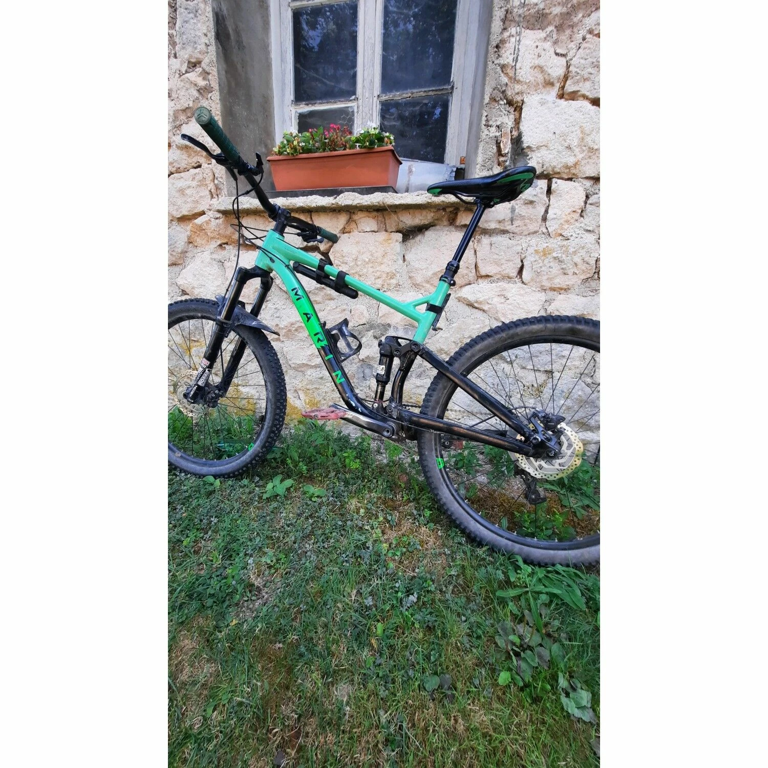 Commencal VTT Tout Suspendus - L - 27.5'' 6 Commencal VTT Tout Suspendus - L - 27.5'' – Image 6