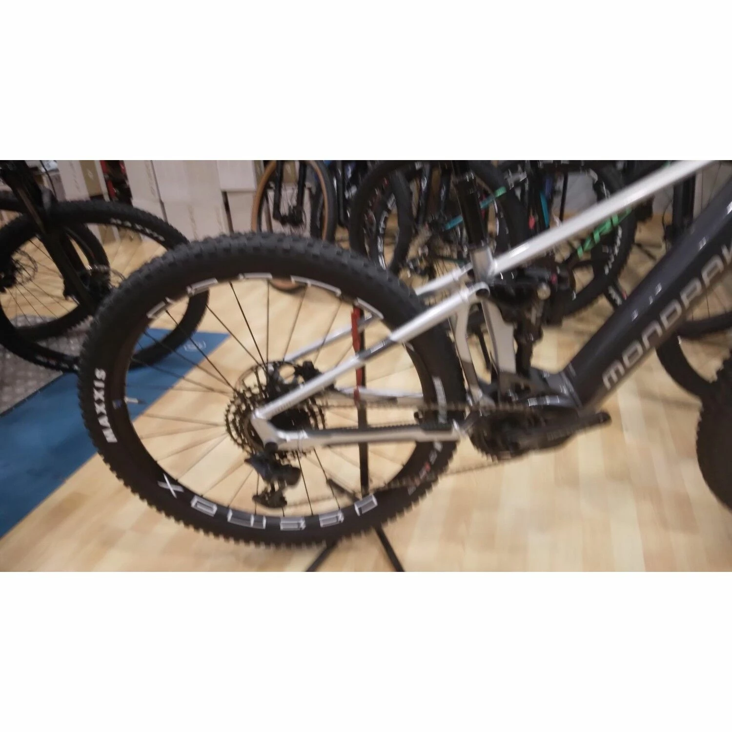 VTT électriques Mondraker - S - 29'' 2 VTT électriques Mondraker - S - 29'' – Image 2