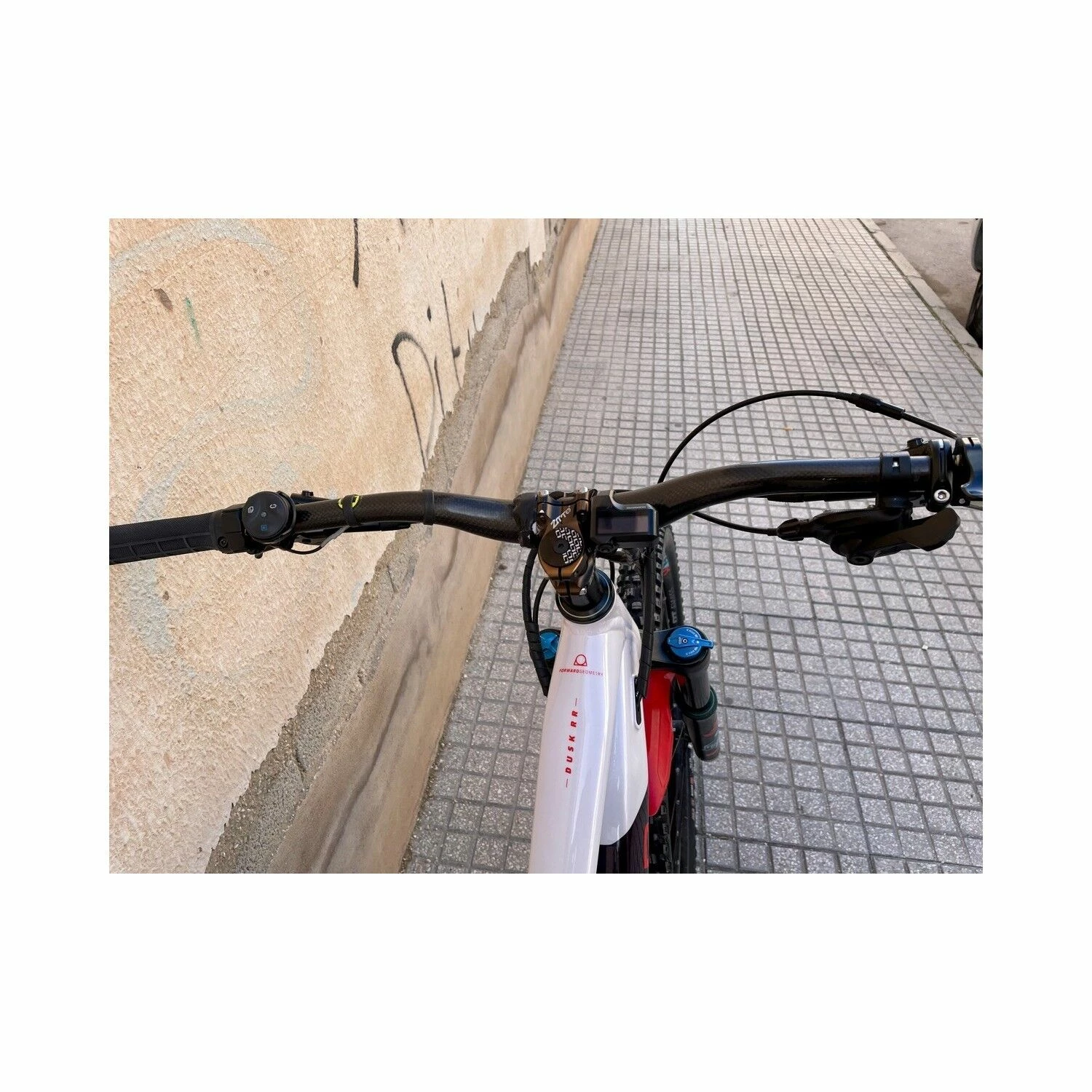 VTT électriques Mondraker - L - 29'' 1 VTT électriques Mondraker - L - 29''