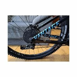 VTT électriques Mondraker - M - 29'' 9 VTT électriques Mondraker - M - 29'' -Magasin De Vélos Orbea mondraker e vantage 3