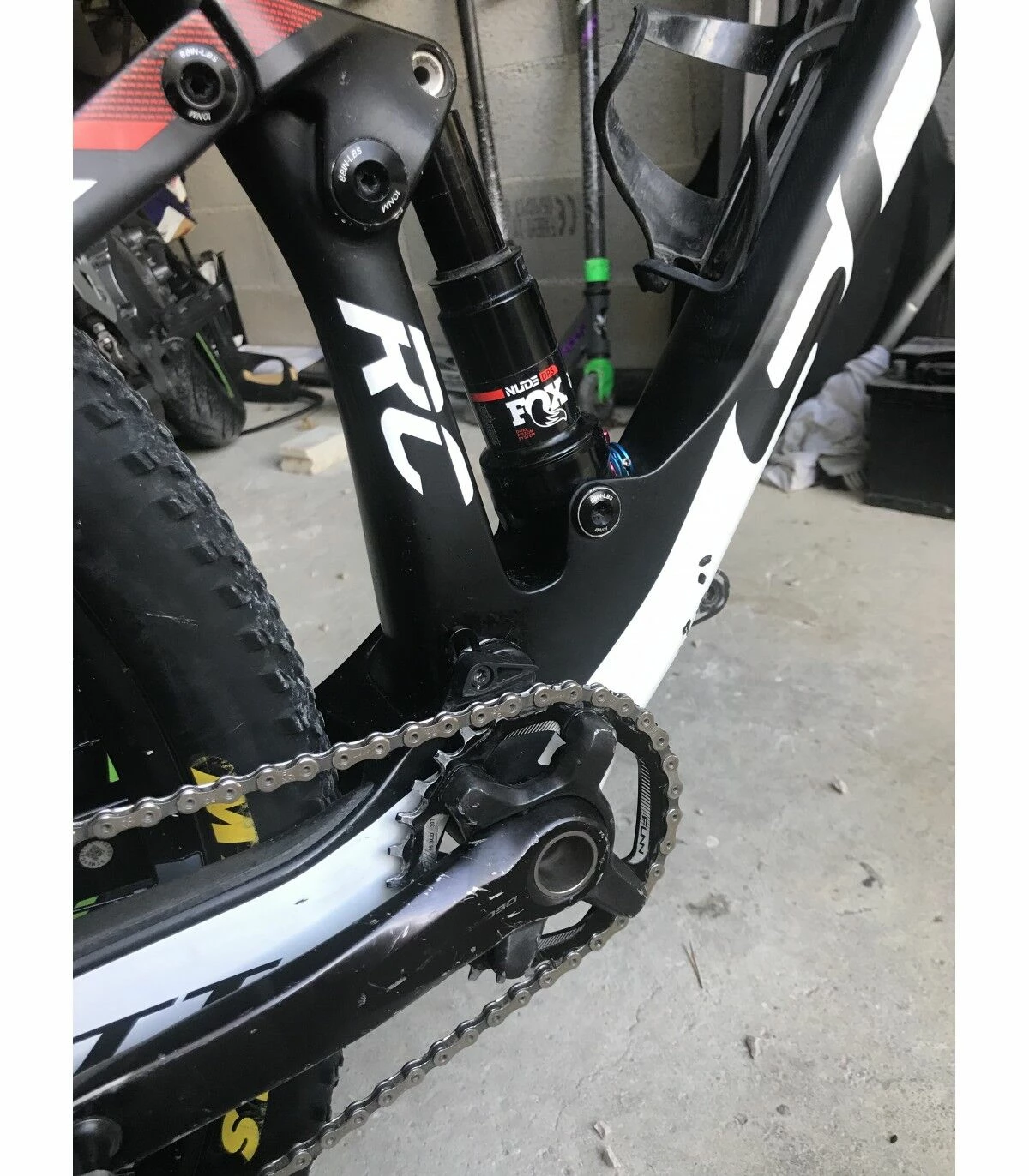 Commencal VTT Tout Suspendus - XL - 29'' 4 Commencal VTT Tout Suspendus - XL - 29'' – Image 4