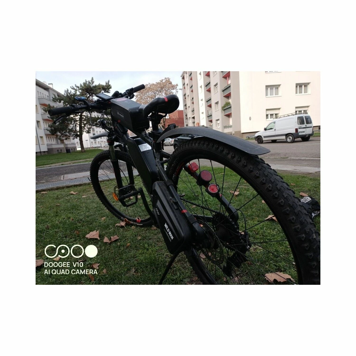 VTT électriques Rockrider - M - 27.5'' 1 VTT électriques Rockrider - M - 27.5''
