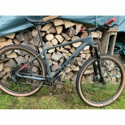 VTT Semi-rigides Cube - M - 29''
