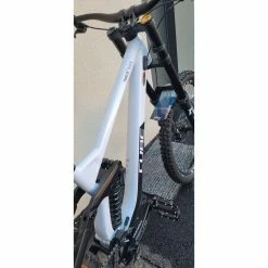 VTT Tout Suspendus Cube TWO15 RACE - M - 27.5'' -Magasin De Vélos Orbea vtt descente cube two15 race 2021 4