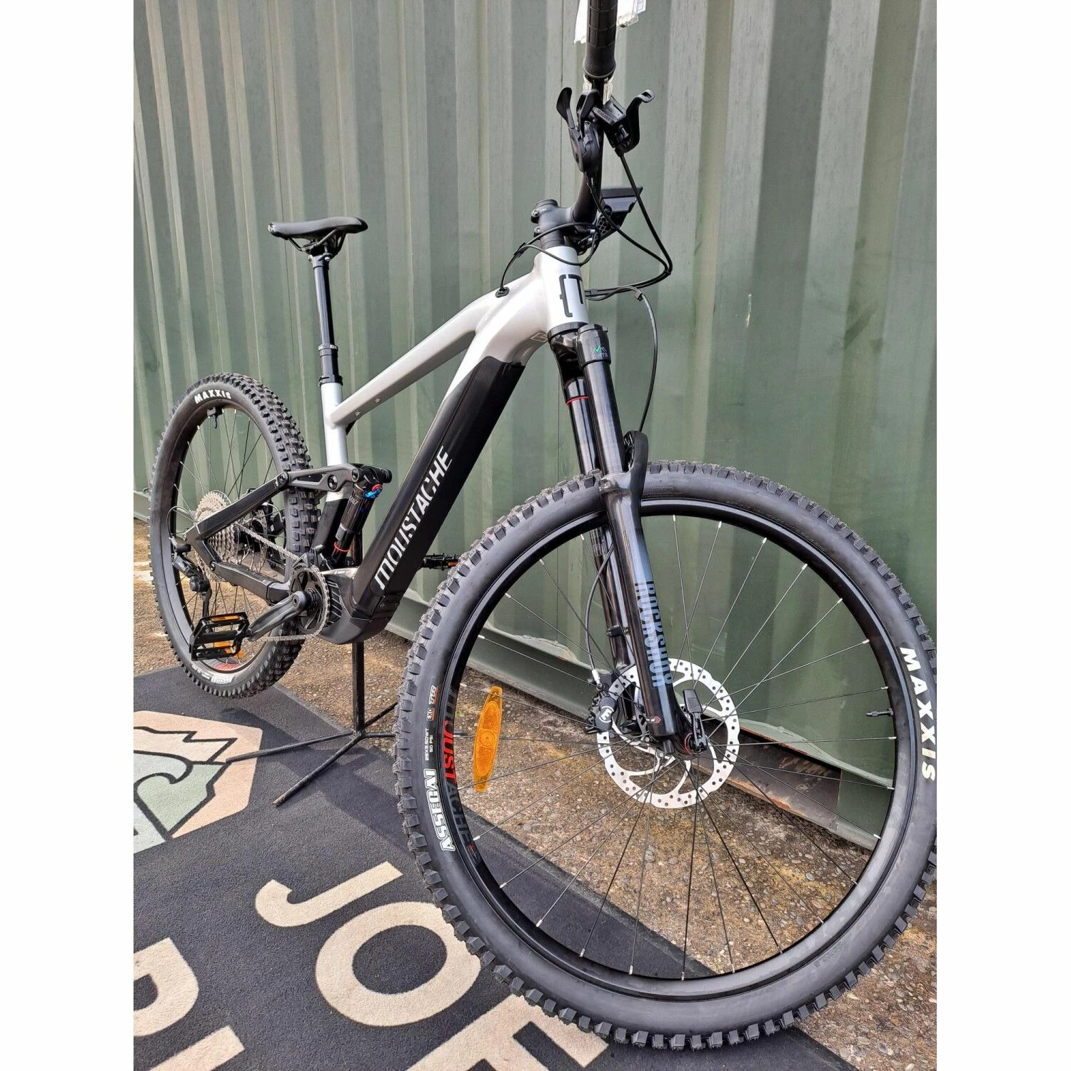 VTT électriques Moustache Bikes - M - 29'' 2 VTT électriques Moustache Bikes - M - 29'' – Image 2