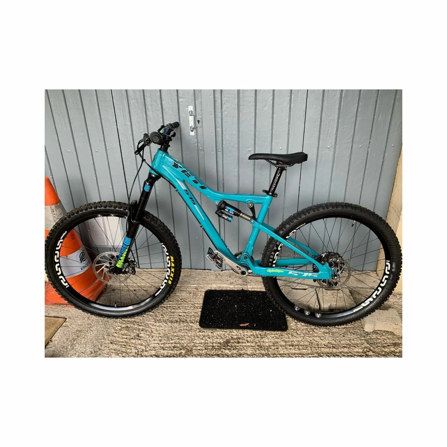 VTT Tout Suspendus Yeti - S - 27.5'' 1 VTT Tout Suspendus Yeti - S - 27.5''